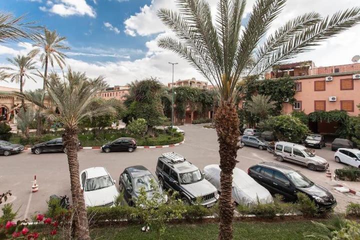 Riad Alaoui 146 With Swimming Pool And Free Parking Apartment Маракеш Екстериор снимка